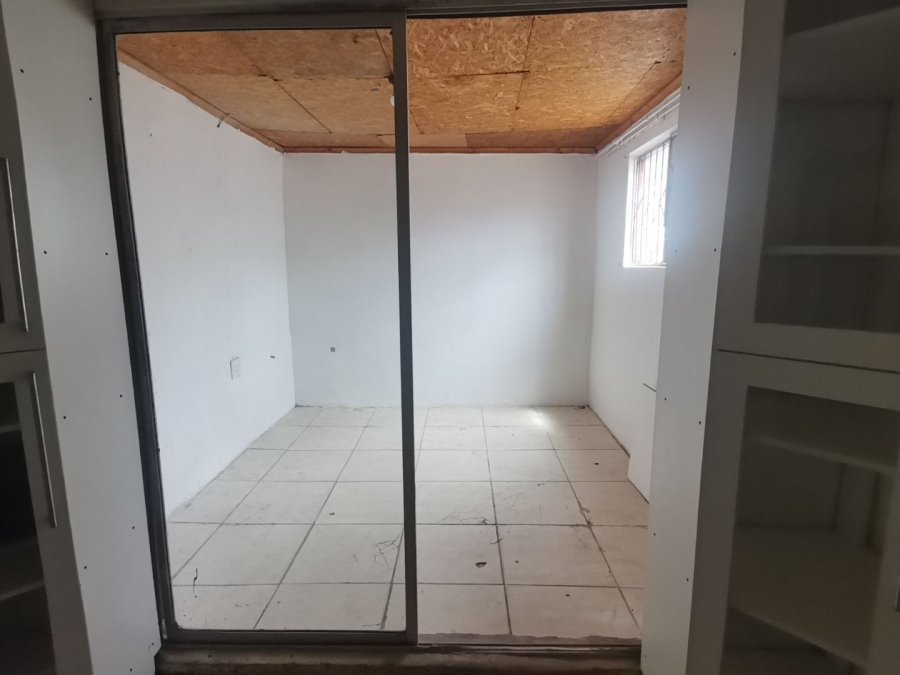  Bedroom Property for Sale in Kwa Nobuhle Eastern Cape